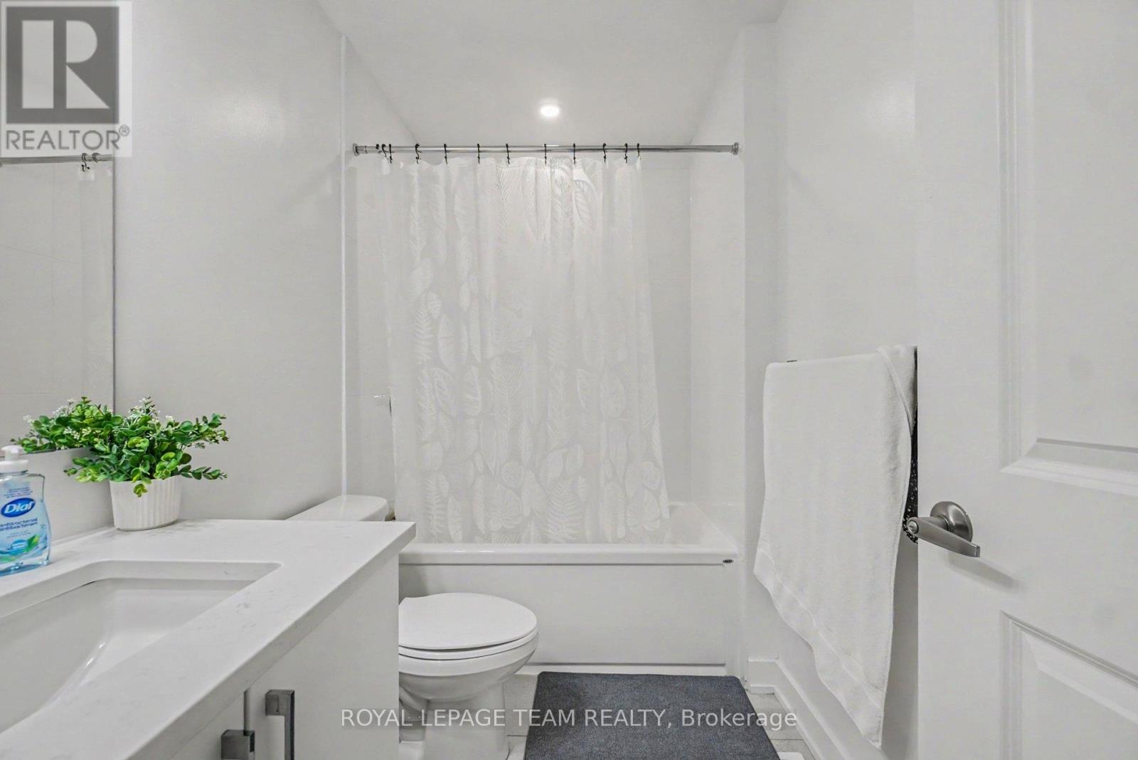 65 Arinto Place, Ottawa, Ontario  K2S 2R7 - Photo 24 - X13528142