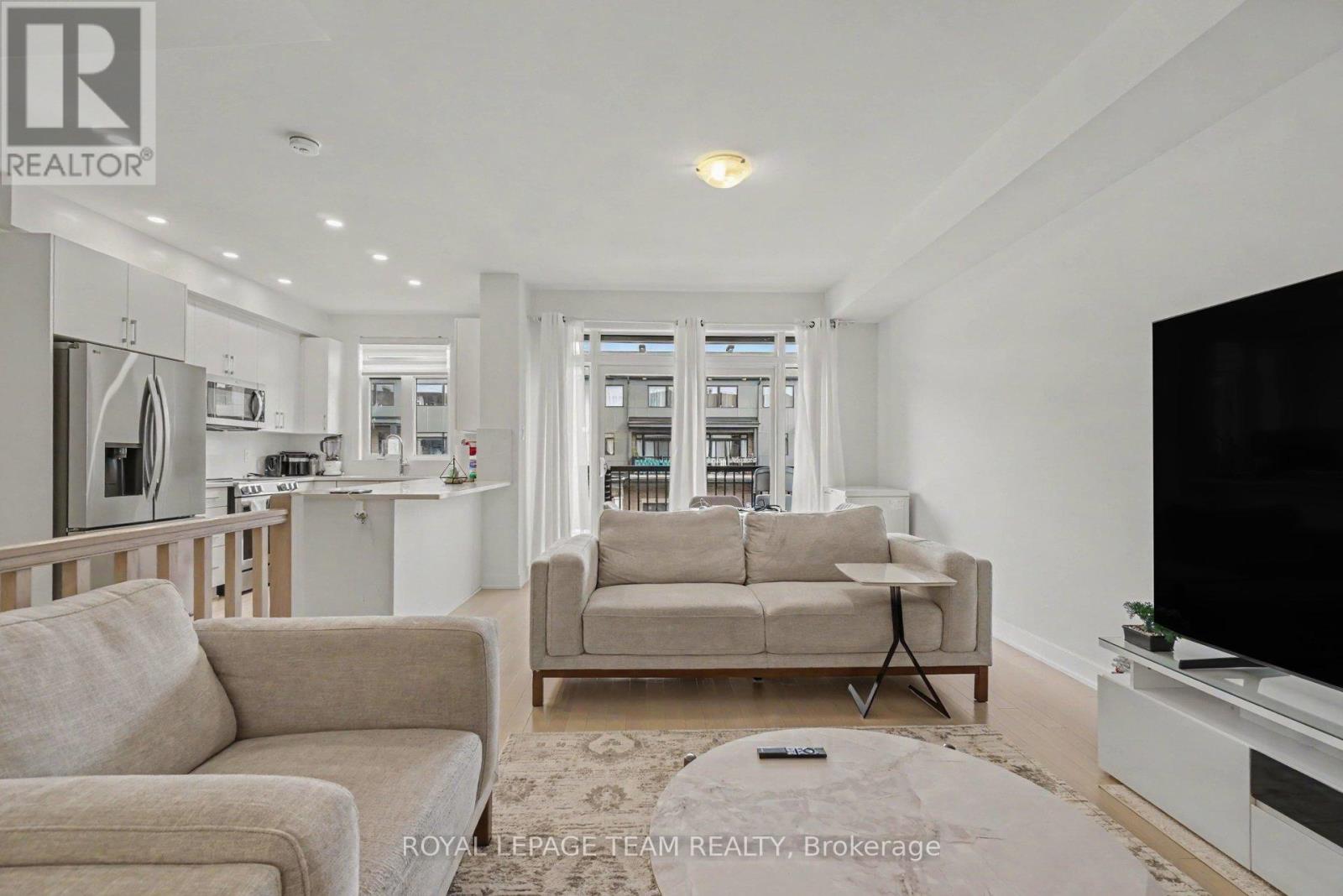 65 Arinto Place, Ottawa, Ontario  K2S 2R7 - Photo 5 - X13528142