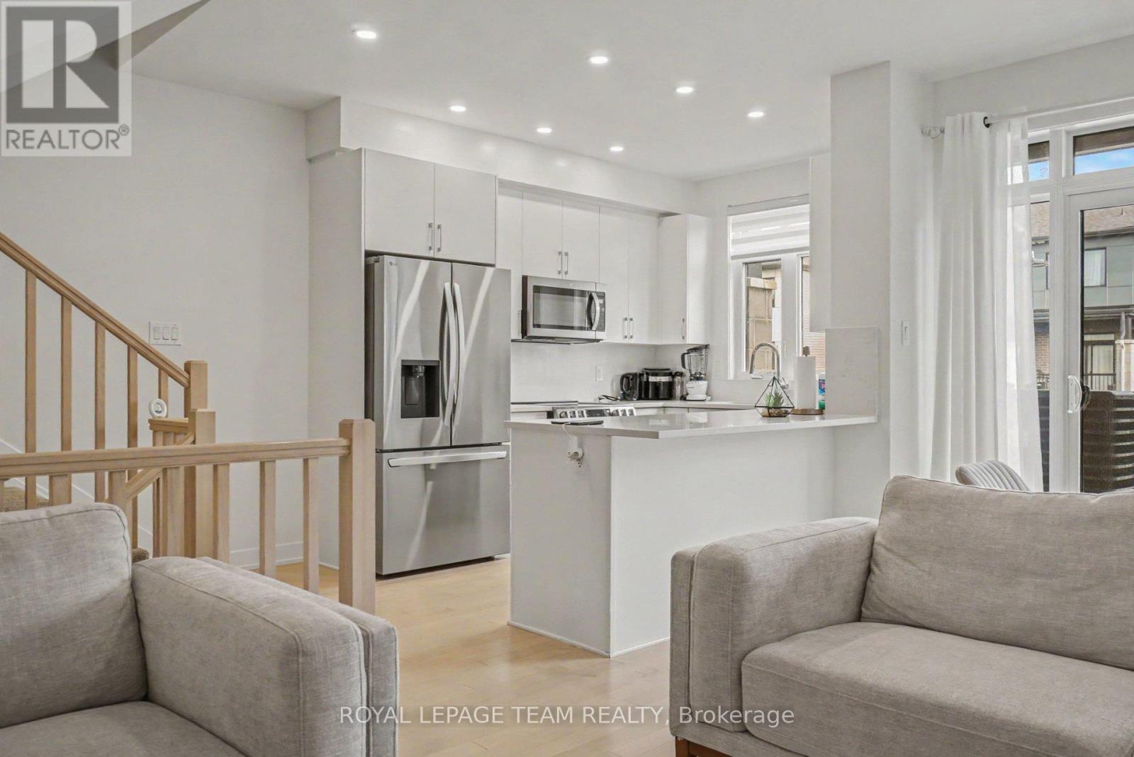 65 Arinto Place, Ottawa, Ontario  K2S 2R7 - Photo 8 - X13528142