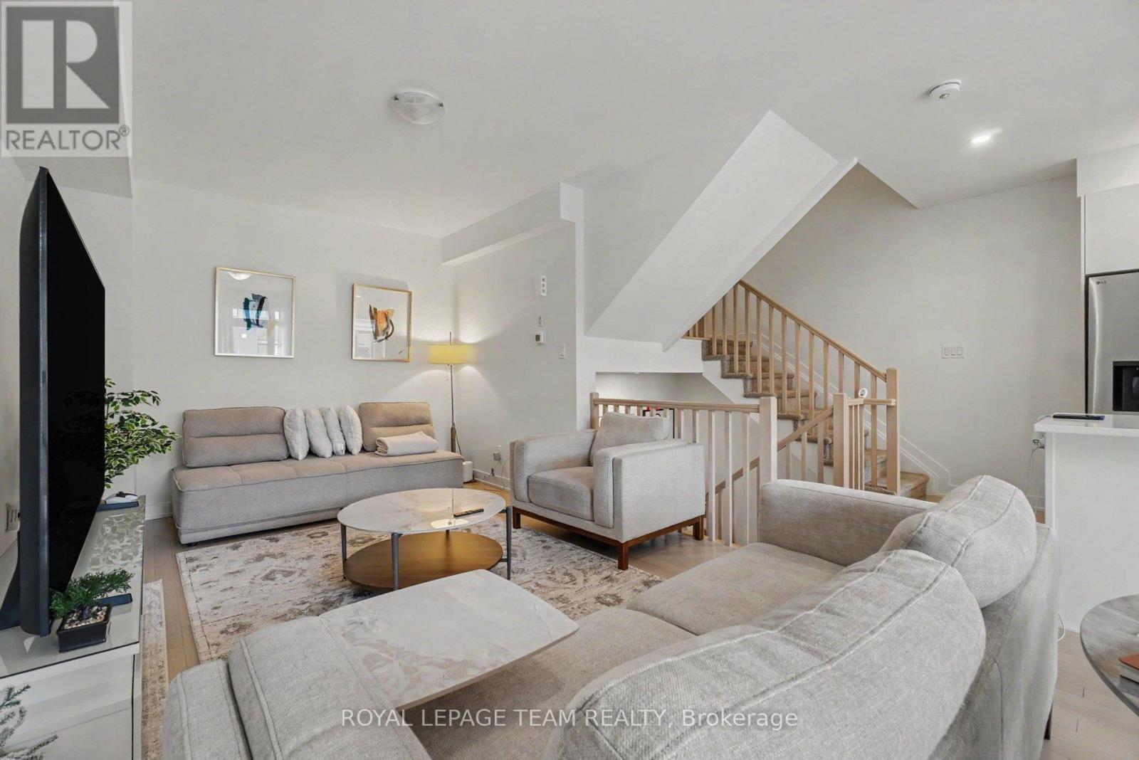 65 Arinto Place, Ottawa, Ontario  K2S 2R7 - Photo 9 - X13528142