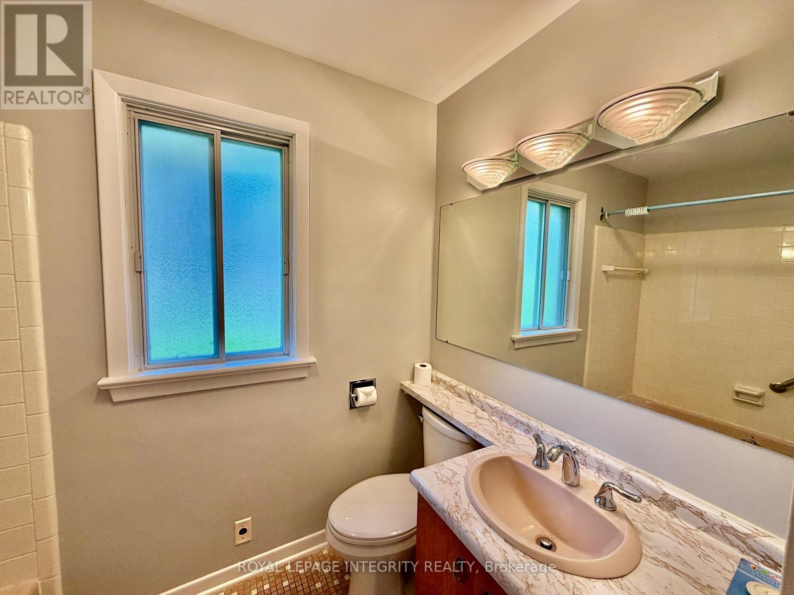 1107 Falaise Road, Ottawa, Ontario  K2E 6R1 - Photo 10 - X13528198