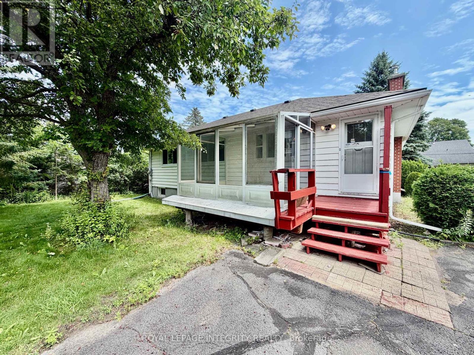 1107 Falaise Road, Ottawa, Ontario  K2E 6R1 - Photo 24 - X13528198