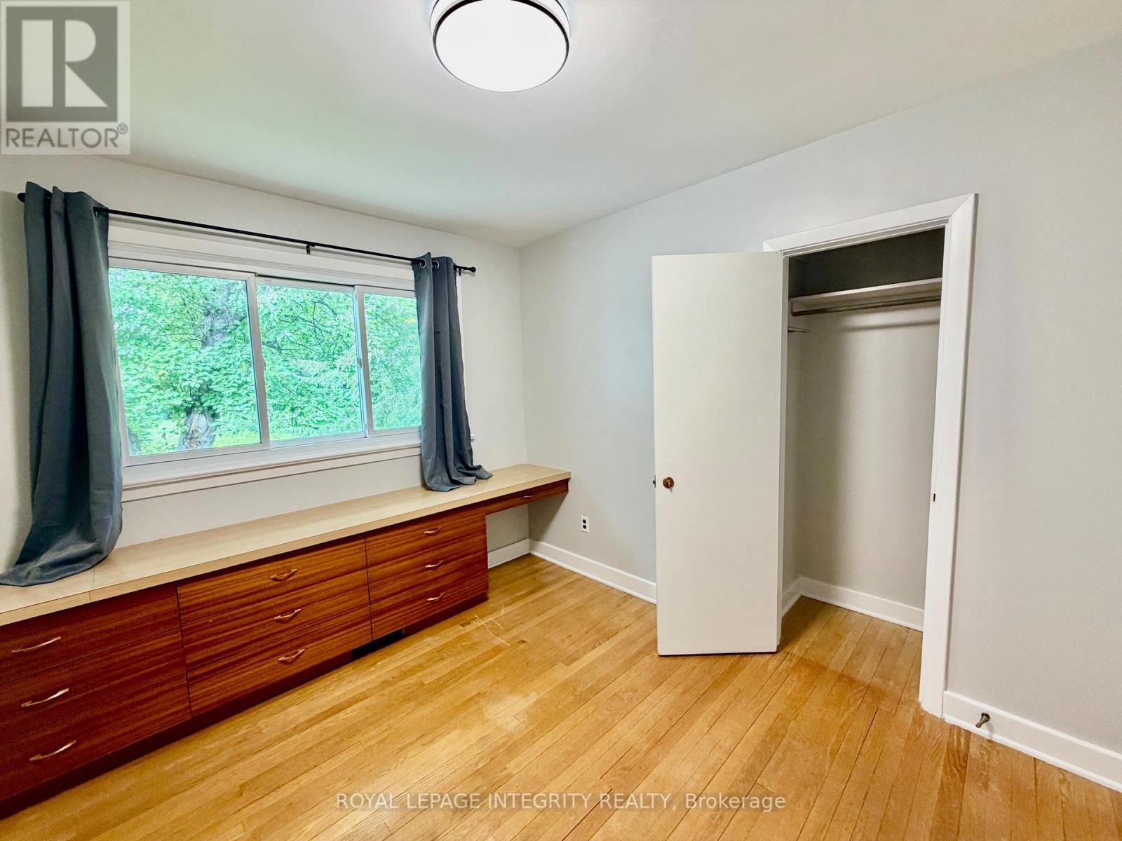 1107 Falaise Road, Ottawa, Ontario  K2E 6R1 - Photo 8 - X13528198