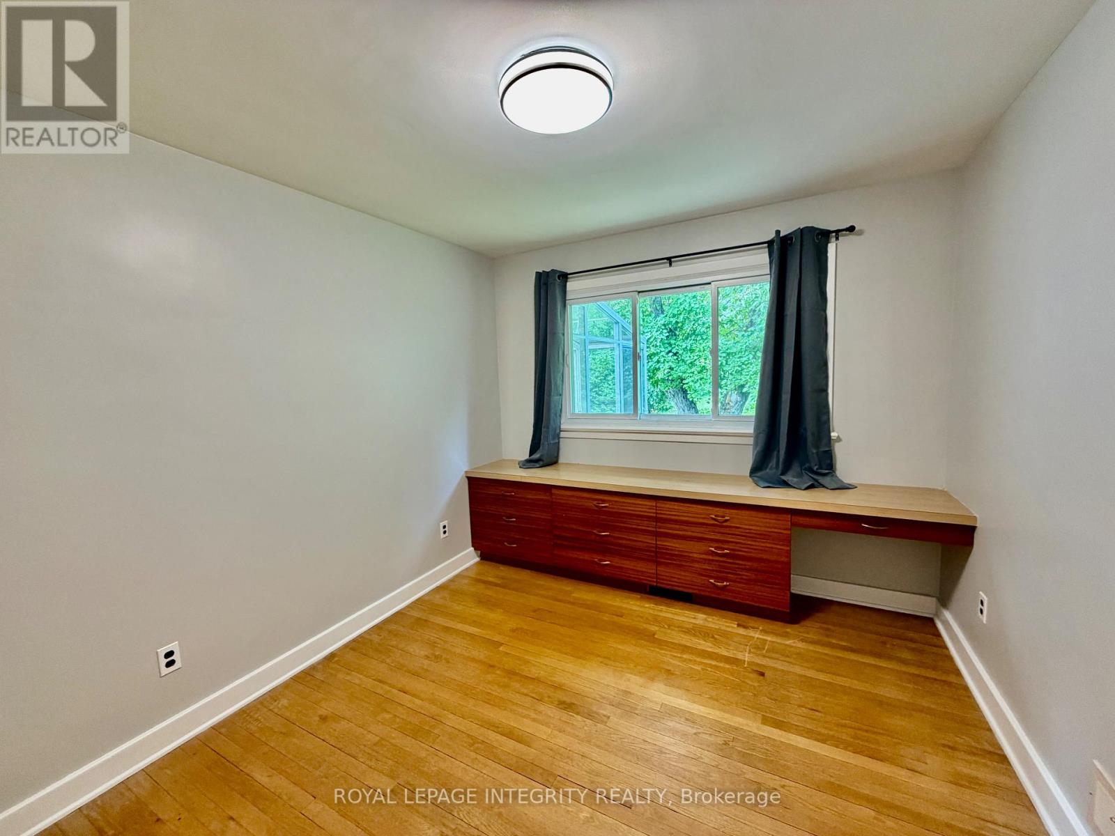 1107 Falaise Road, Ottawa, Ontario  K2E 6R1 - Photo 9 - X13528198