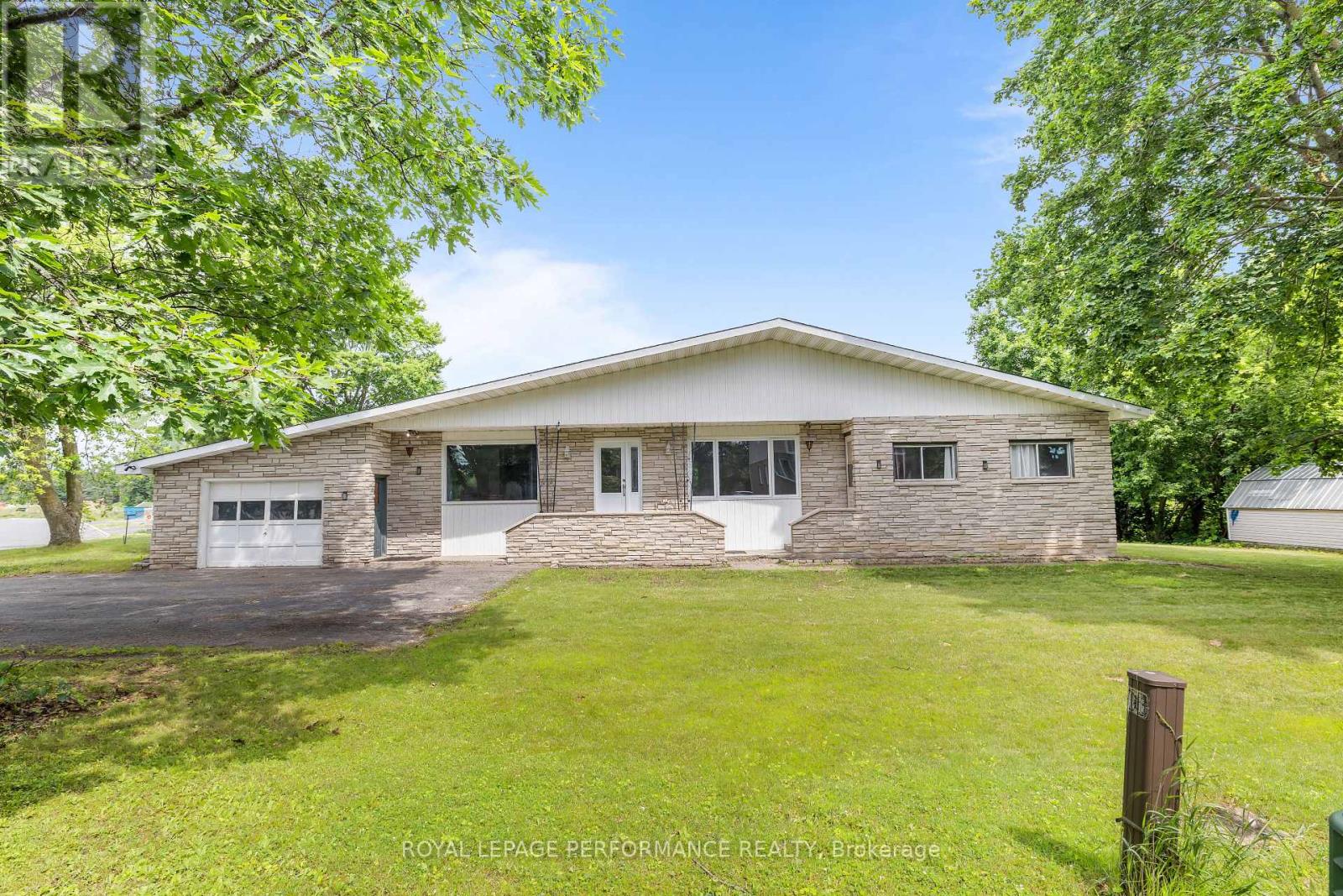 438 Voyageur Place, Russell, Ontario  K0A 1W0 - Photo 1 - X13528212
