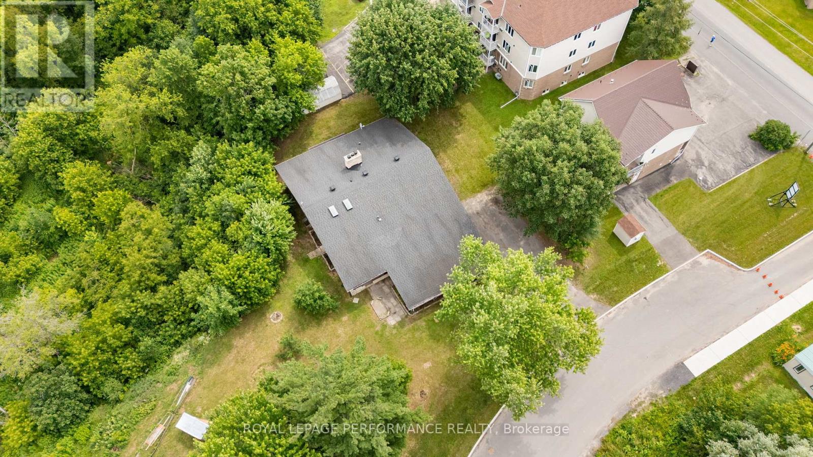 438 Voyageur Place, Russell, Ontario  K0A 1W0 - Photo 41 - X13528212
