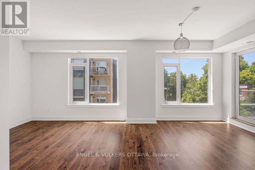 318 - 7 Marquette Avenue, Ottawa, Ontario  K1L 8A7 - Photo 4 - X13528550