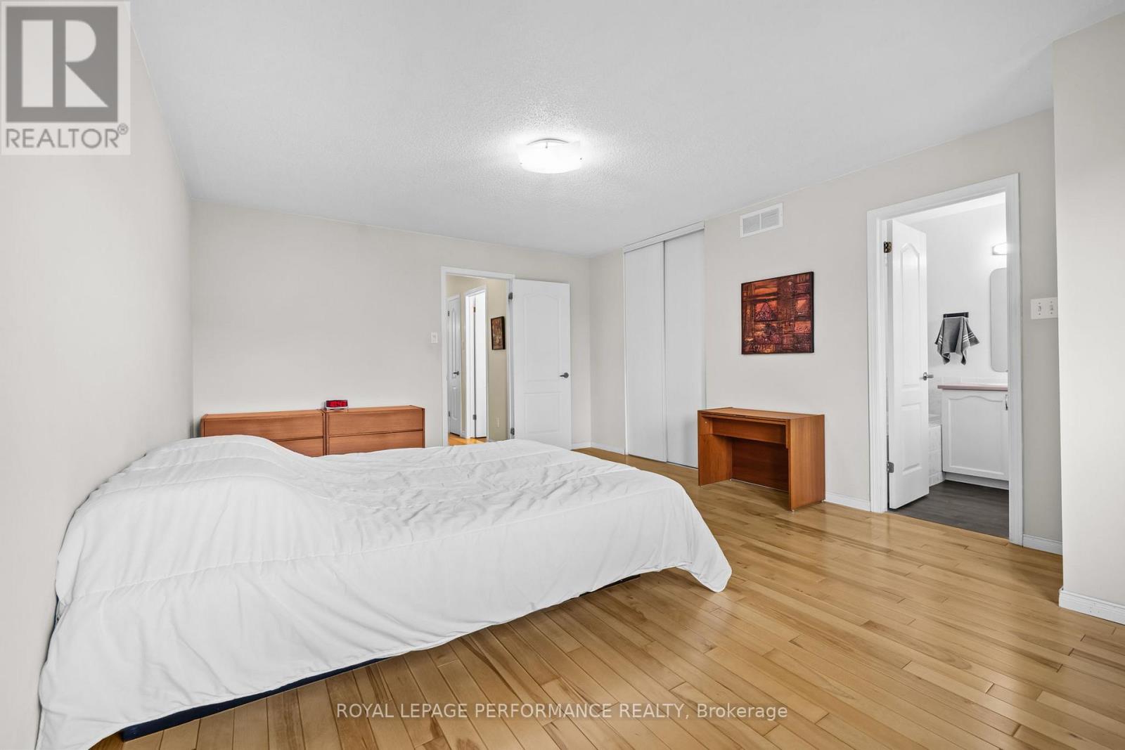 6420 Sablewood Place, Ottawa, Ontario  K1C 7L7 - Photo 17 - X13528668