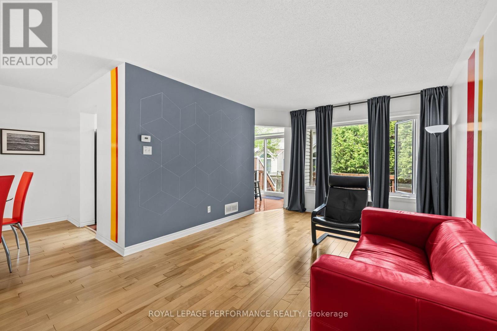 6420 Sablewood Place, Ottawa, Ontario  K1C 7L7 - Photo 5 - X13528668