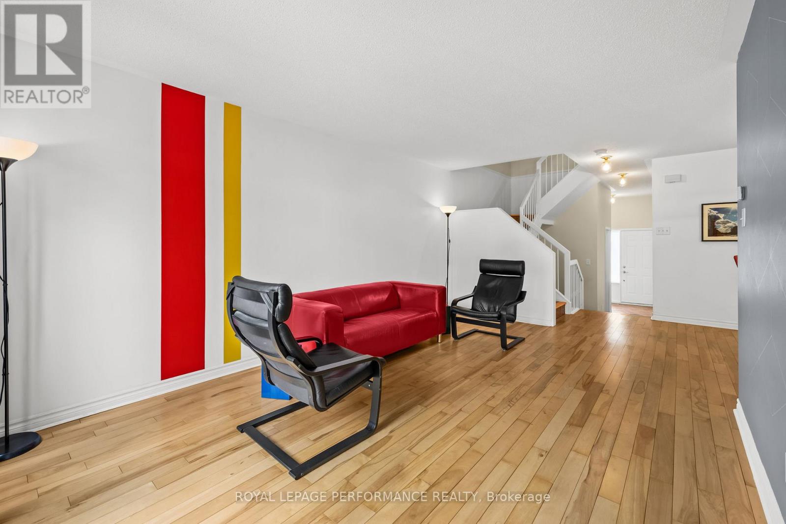 6420 Sablewood Place, Ottawa, Ontario  K1C 7L7 - Photo 8 - X13528668