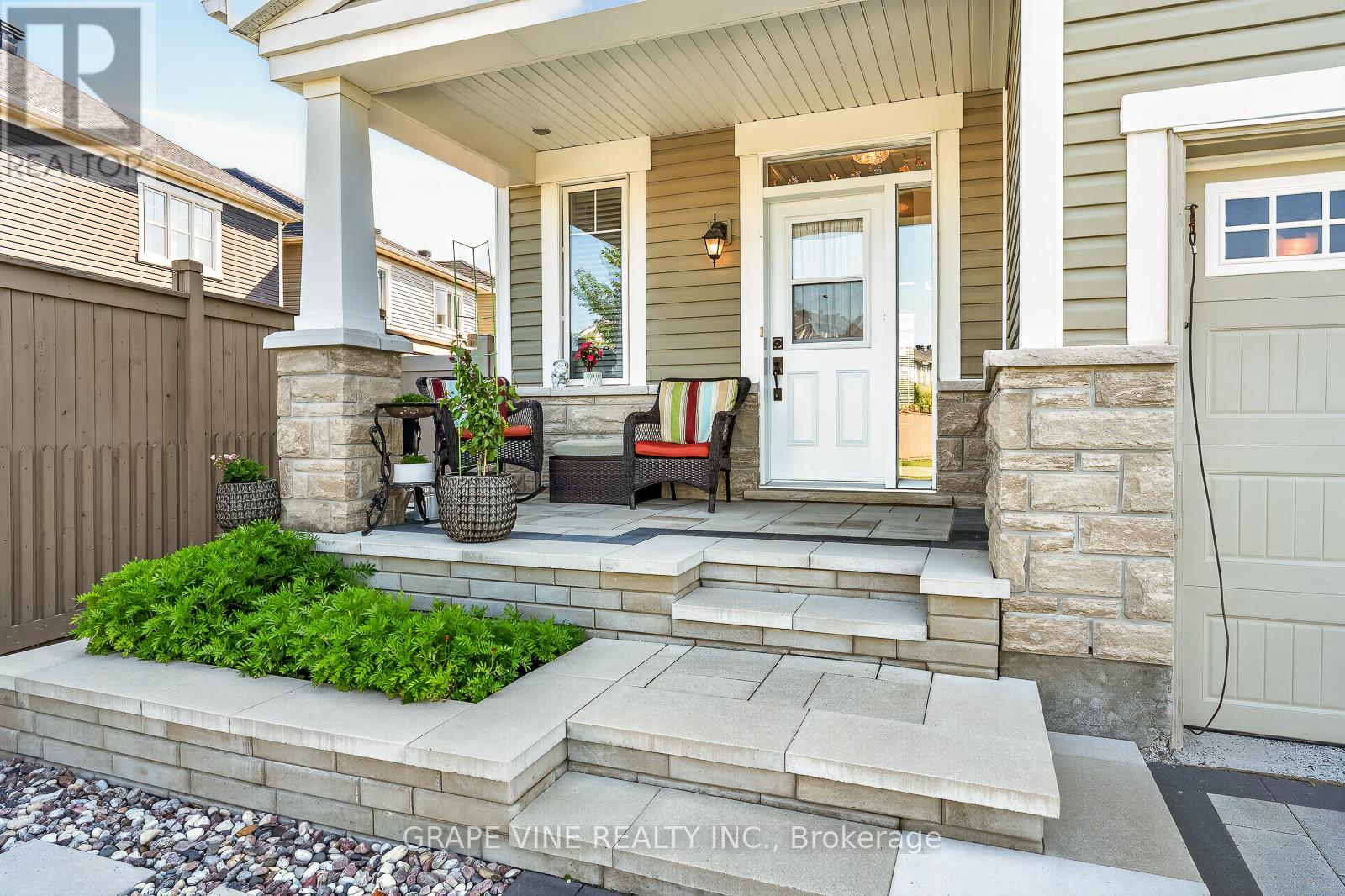 720 Jerome Jodoin Drive, Ottawa, Ontario  K4A 1E1 - Photo 3 - X13528760