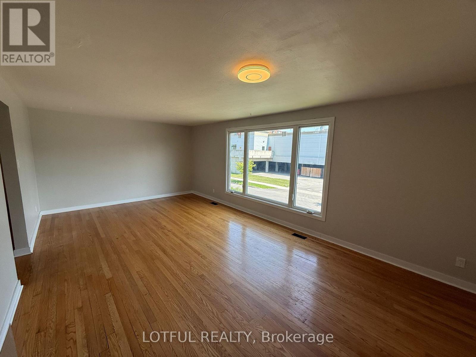 A - 2647 Priscilla Street, Ottawa, Ontario  K2B 7C8 - Photo 5 - X13528980