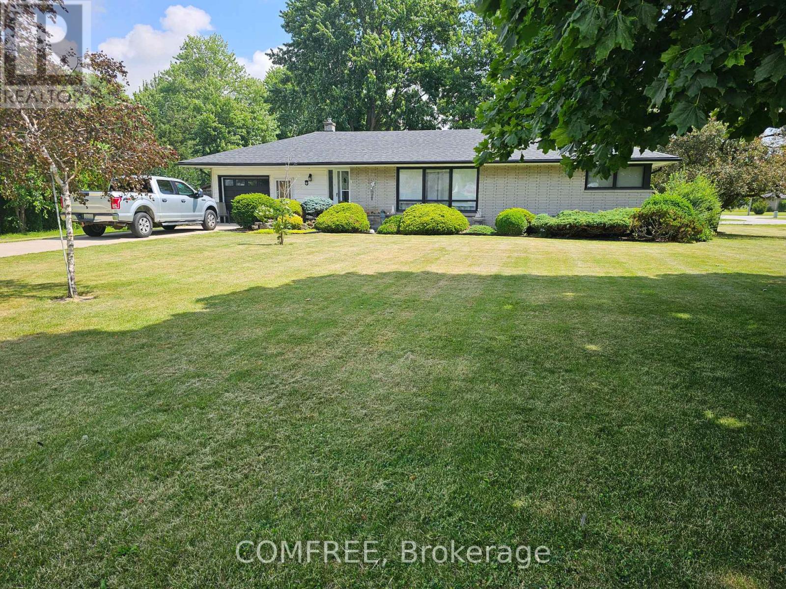 6 Sullivan Street, Chatham-Kent, Ontario  N0P 1W0 - Photo 3 - X13529036
