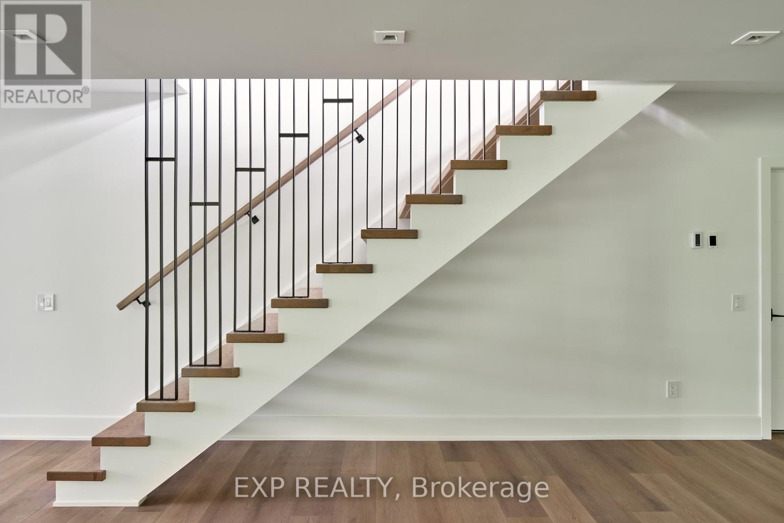 32 Clovelly Road, Ottawa, Ontario  K1J 6M2 - Photo 15 - X13529054