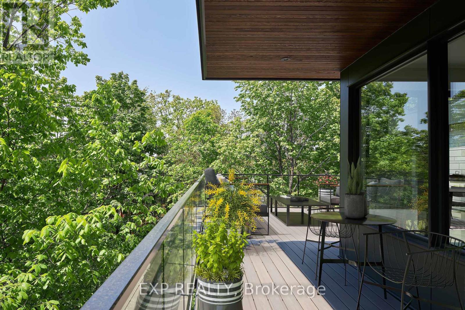 32 Clovelly Road, Ottawa, Ontario  K1J 6M2 - Photo 4 - X13529054