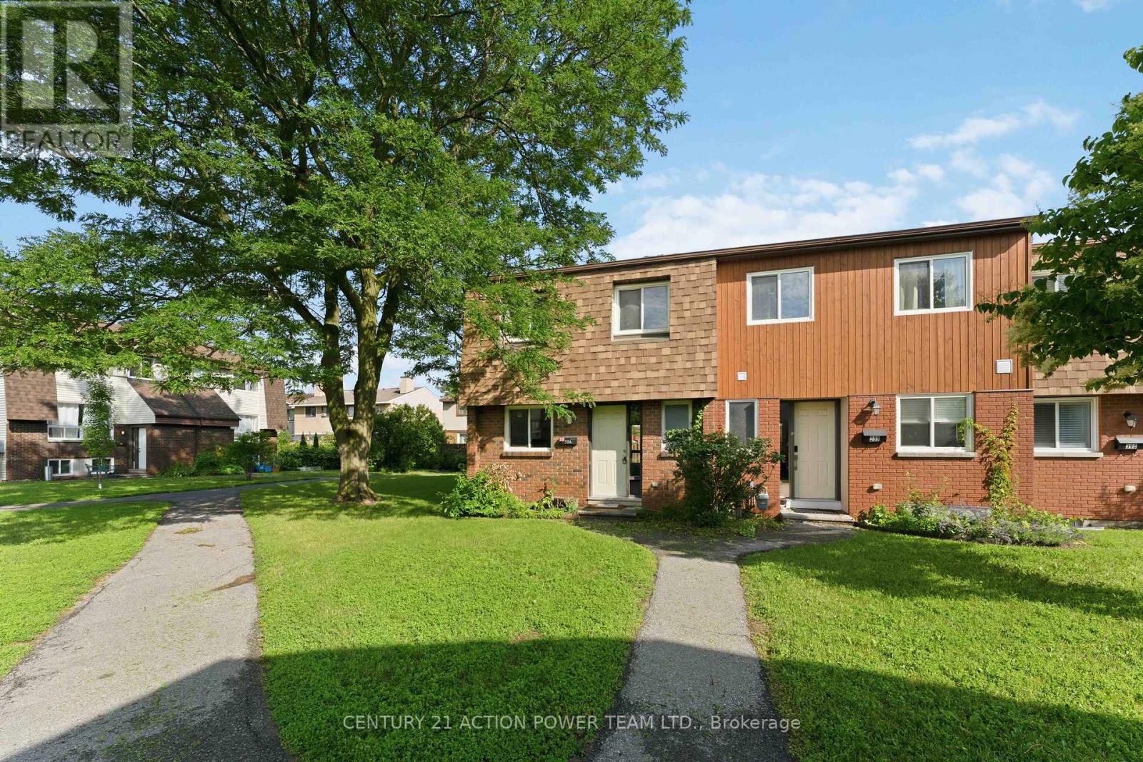 A - 39 Woodvale Green Drive, Ottawa, Ontario  K2G 4H3 - Photo 1 - X13529066