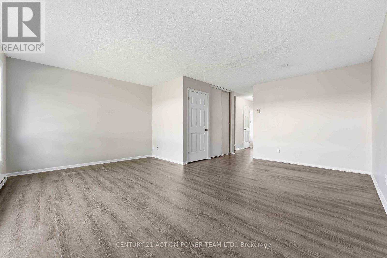 A - 39 Woodvale Green Drive, Ottawa, Ontario  K2G 4H3 - Photo 9 - X13529066