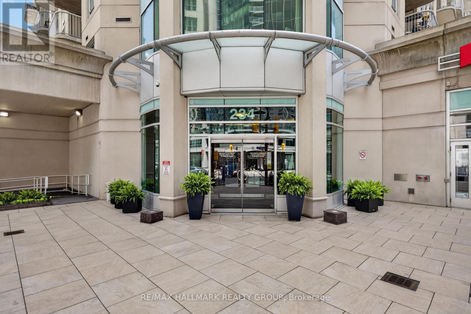 1509 - 234 Rideau Street, Ottawa, Ontario  K1N 0A9 - Photo 2 - X13529174