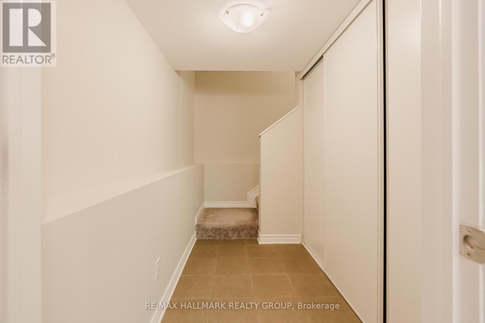 678 Eagle Crest Heights, Ottawa, Ontario  K2S 1R8 - Photo 32 - X13529216