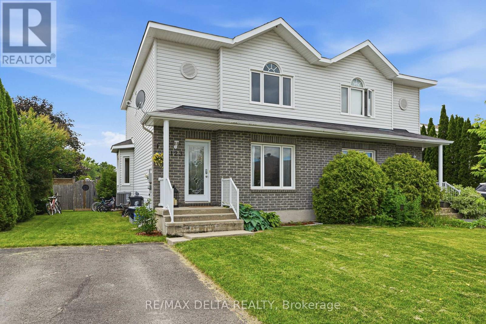 123 Panorama Avenue, Alfred And Plantagenet, Ontario  K0A 3K0 - Photo 2 - X13529390