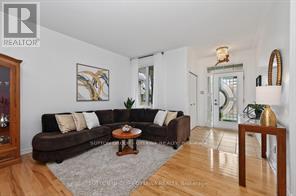 4070 Canyon Walk Drive, Ottawa, Ontario  K1V 1W4 - Photo 2 - X13529462