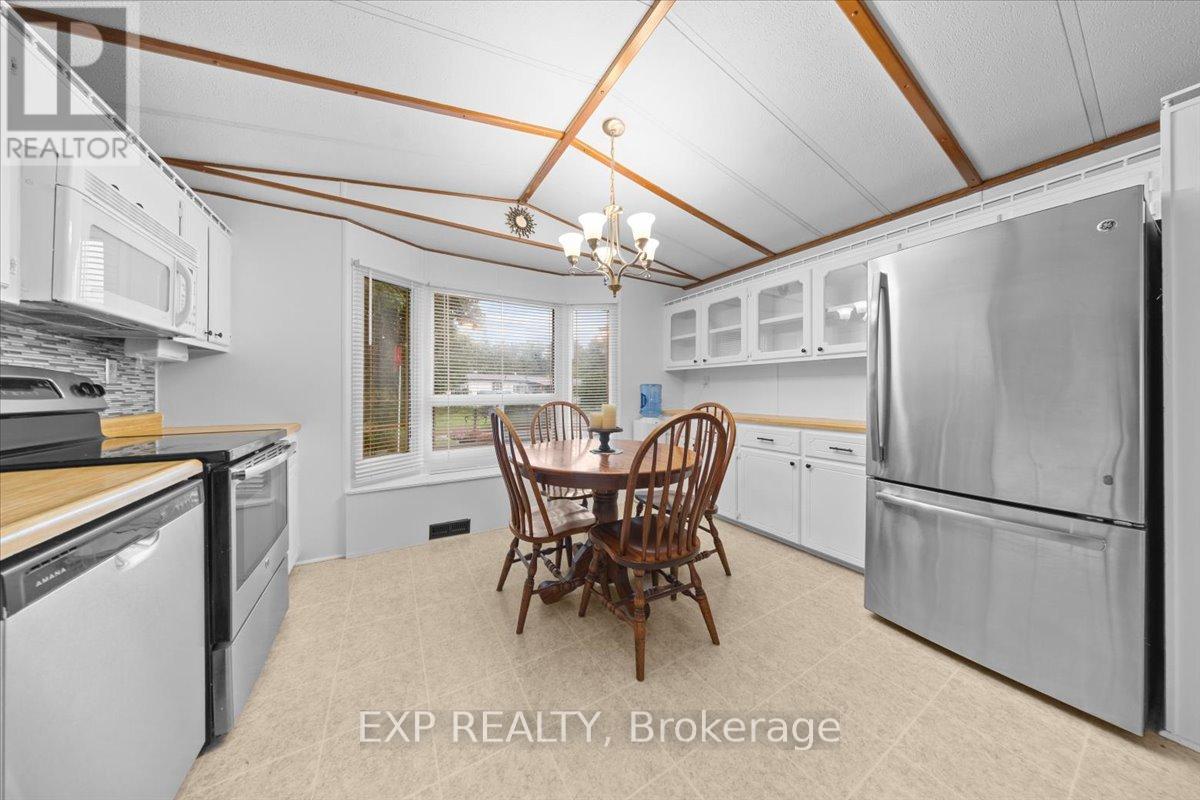 20 Pinewood Avenue, Beckwith, Ontario  K7C 3P1 - Photo 12 - X13529688