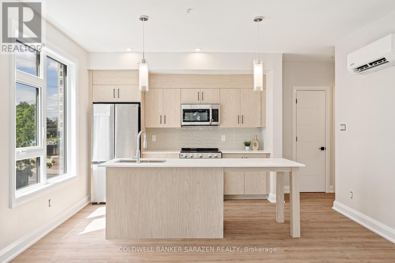 203 - 10 Mcarthur Avenue, Ottawa, Ontario  K1L 6R2 - Photo 4 - X13529746