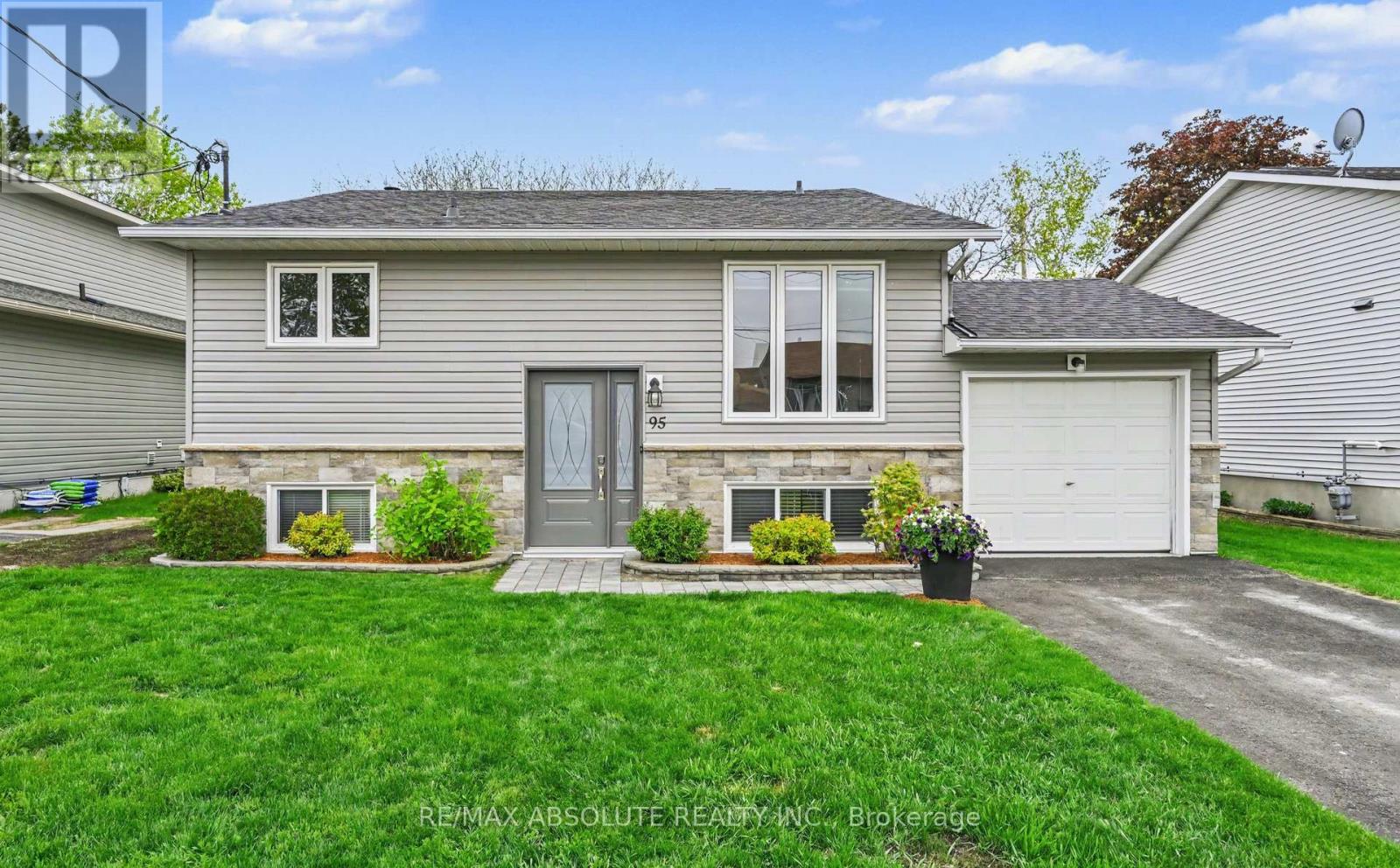 95 Seventh Avenue, Arnprior, Ontario  K7S 3S8 - Photo 1 - X13529756