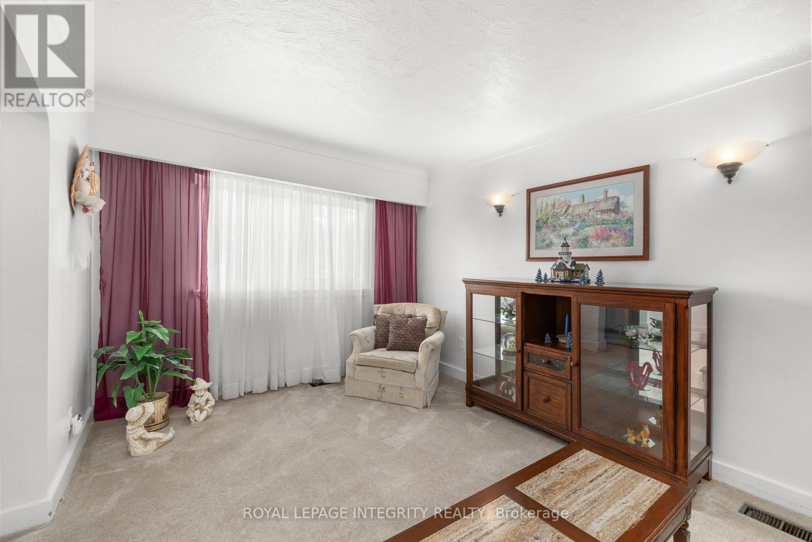 1081 Kenaston Street, Ottawa, Ontario  K1B 3P8 - Photo 15 - X13530034