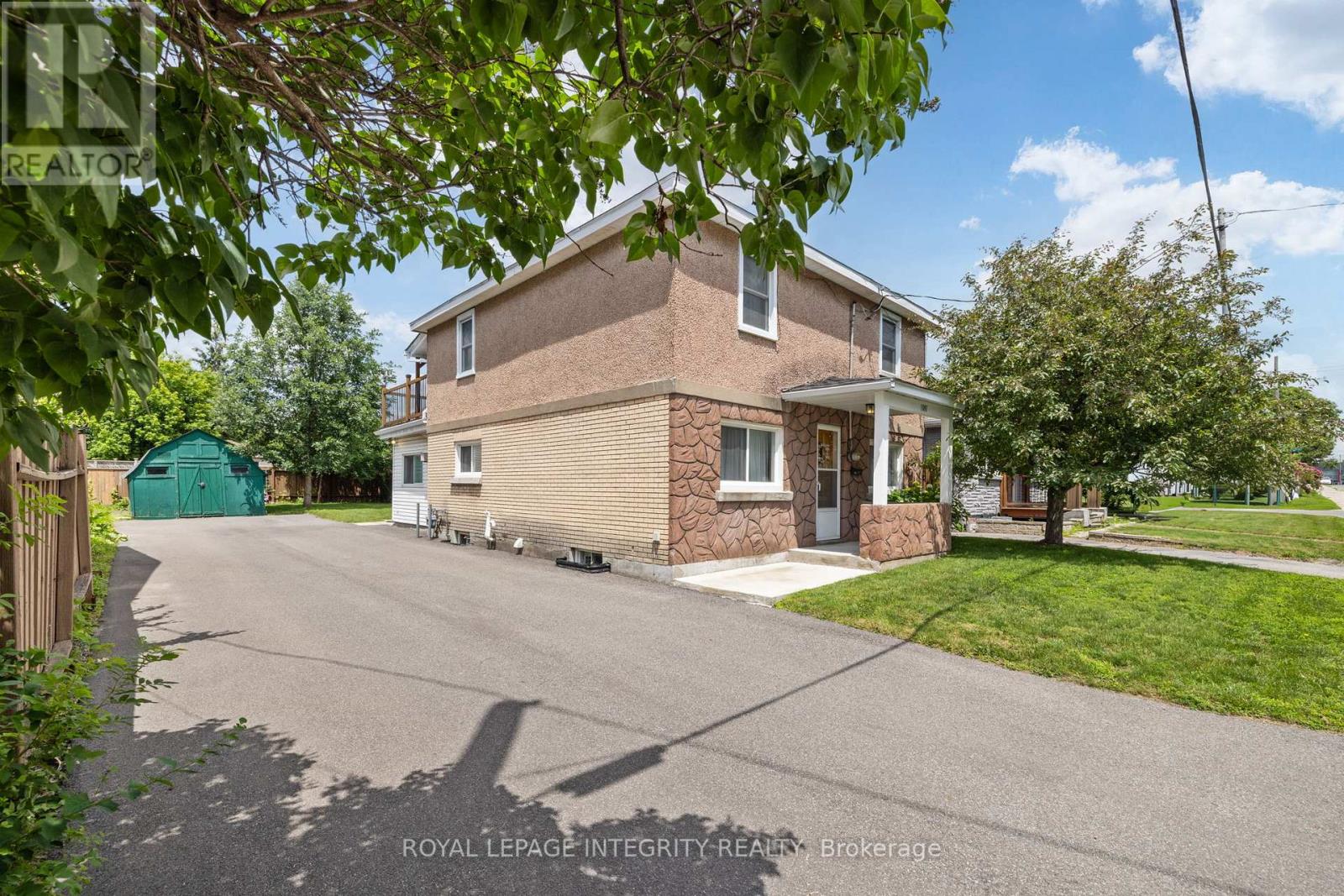 1081 Kenaston Street, Ottawa, Ontario  K1B 3P8 - Photo 2 - X13530034