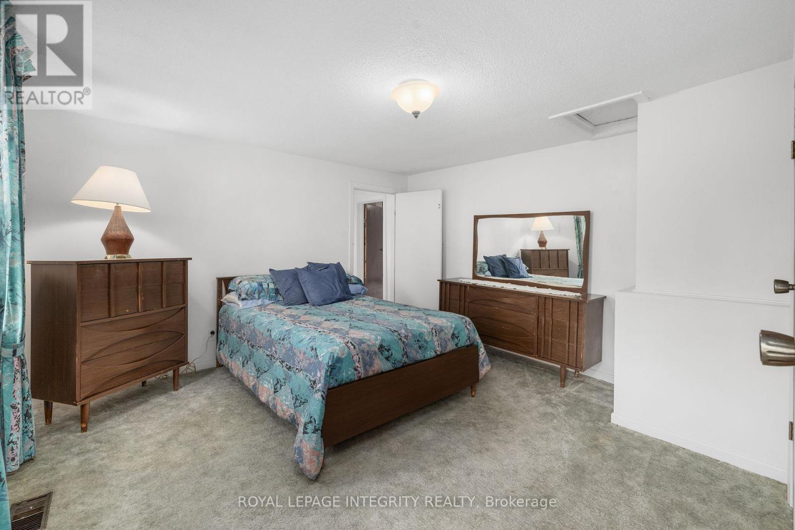 1081 Kenaston Street, Ottawa, Ontario  K1B 3P8 - Photo 35 - X13530034