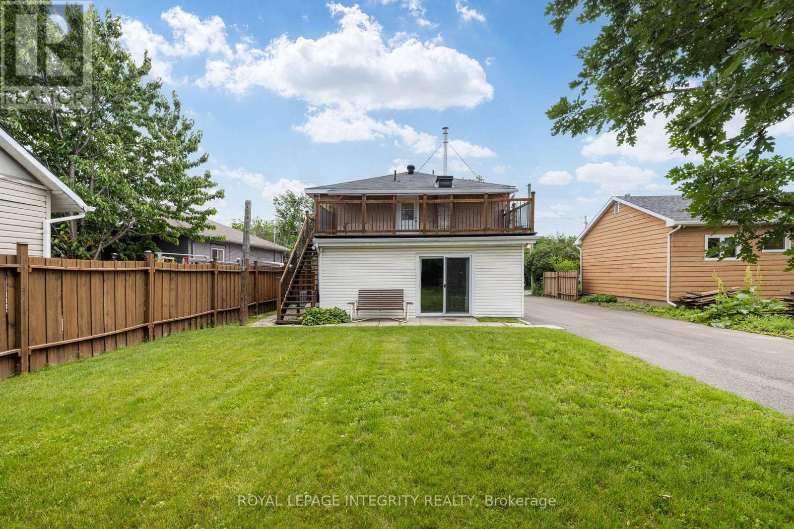 1081 Kenaston Street, Ottawa, Ontario  K1B 3P8 - Photo 6 - X13530034