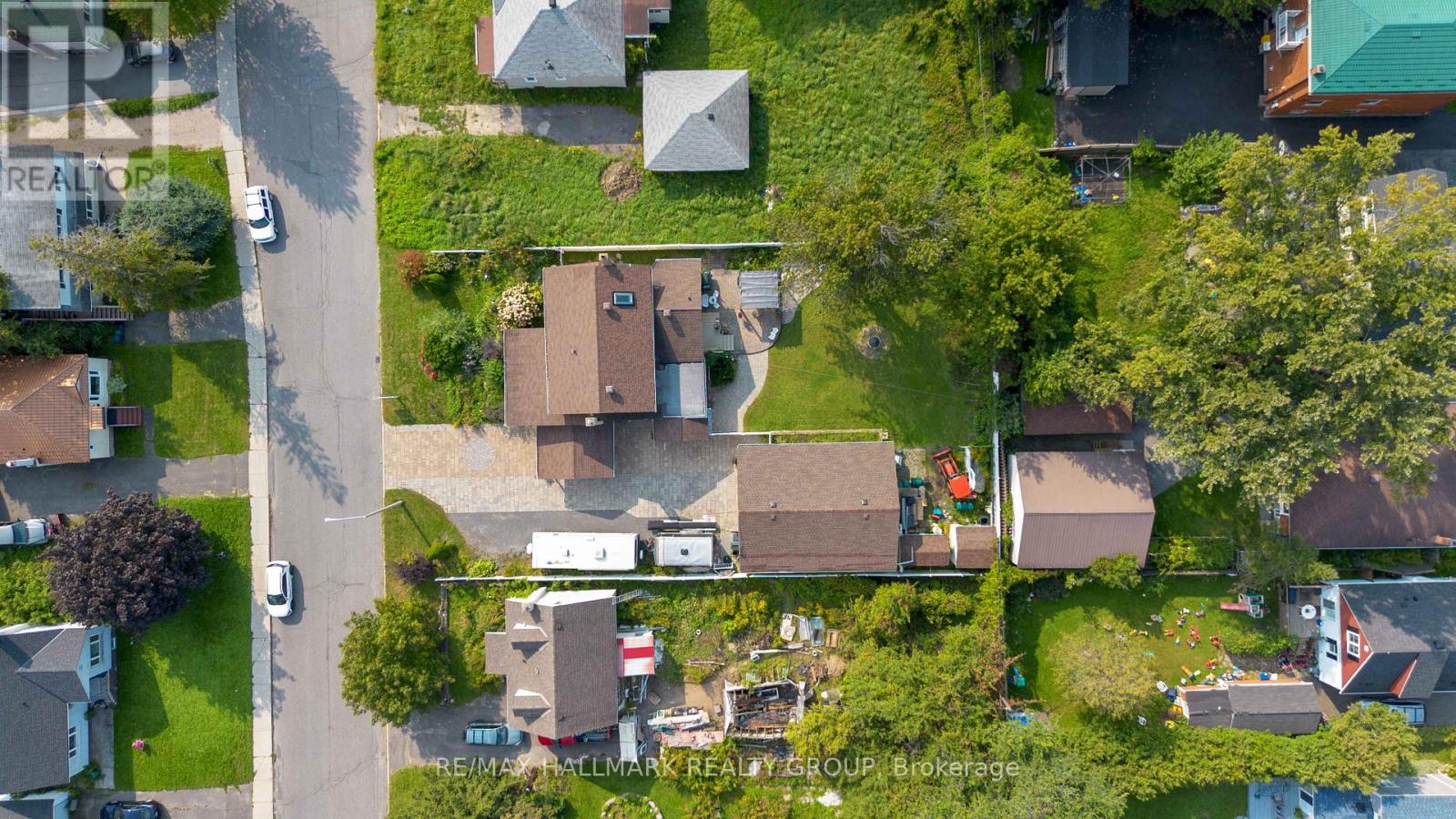 431 Blake Boulevard, Ottawa, Ontario  K1K 1A9 - Photo 3 - X13530212