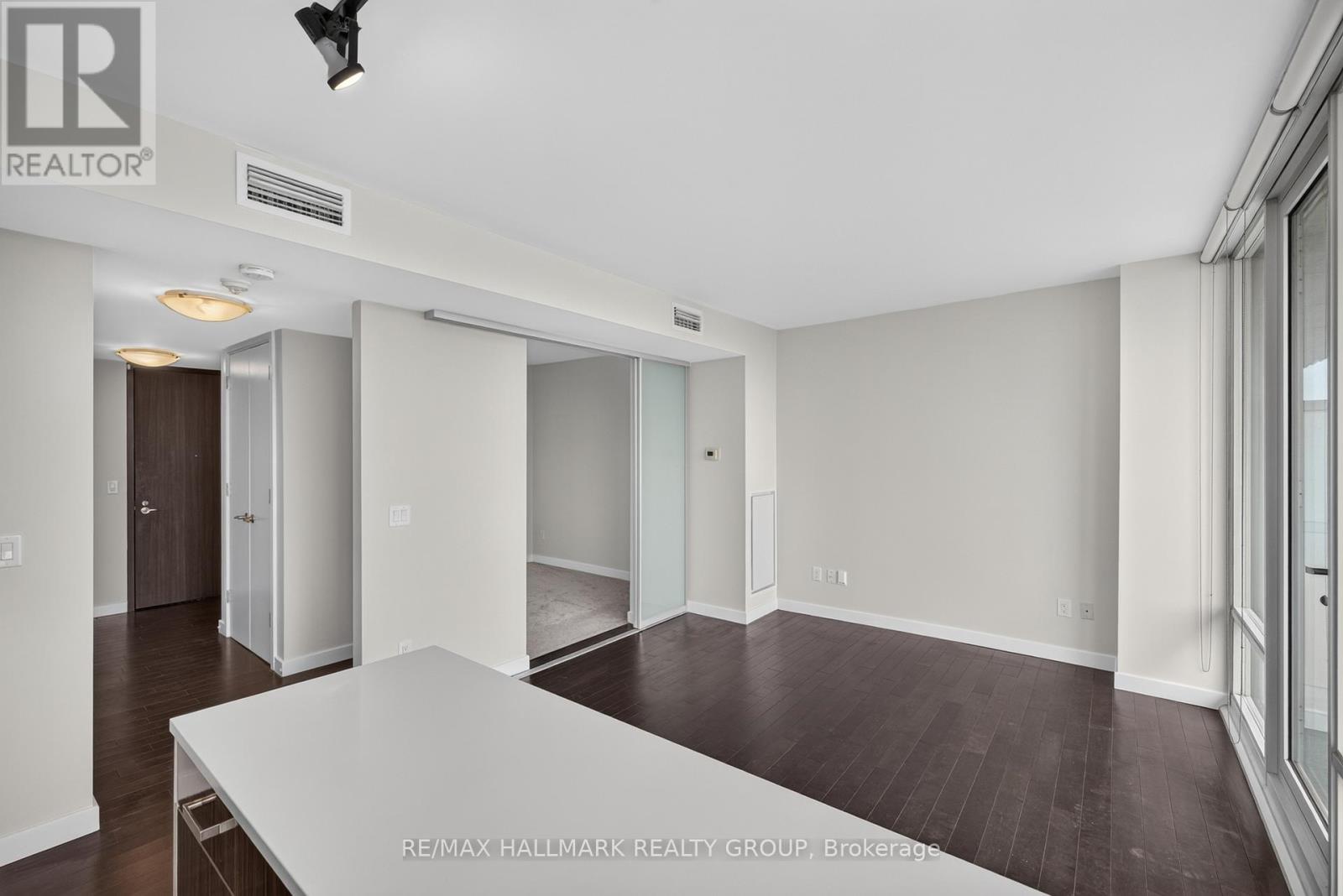 1001 - 201 Parkdale Avenue, Ottawa, Ontario  K1Y 1E8 - Photo 5 - X13530440