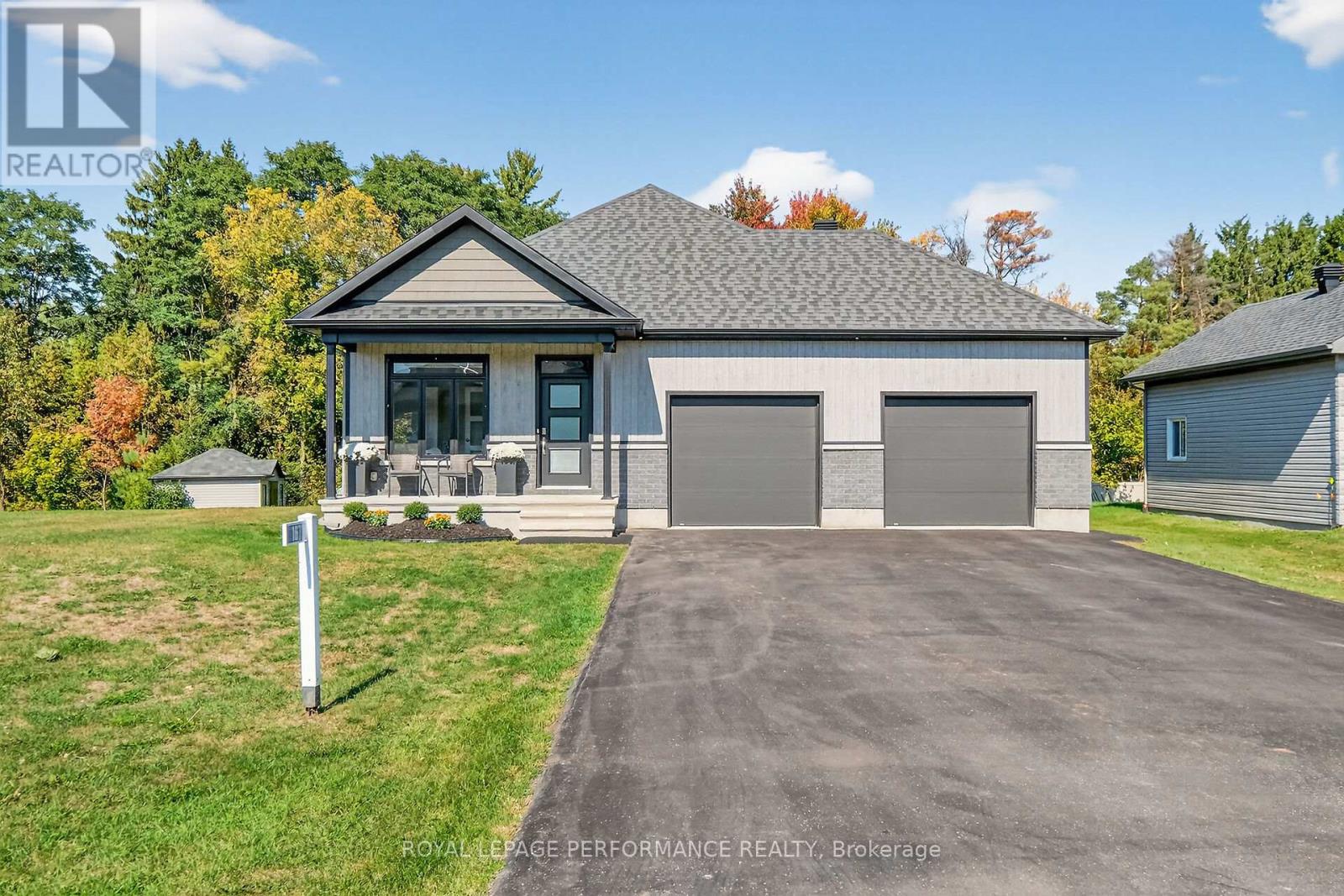167 Roxanne Street, Clarence-Rockland, Ontario  K0A 1N0 - Photo 1 - X13530526