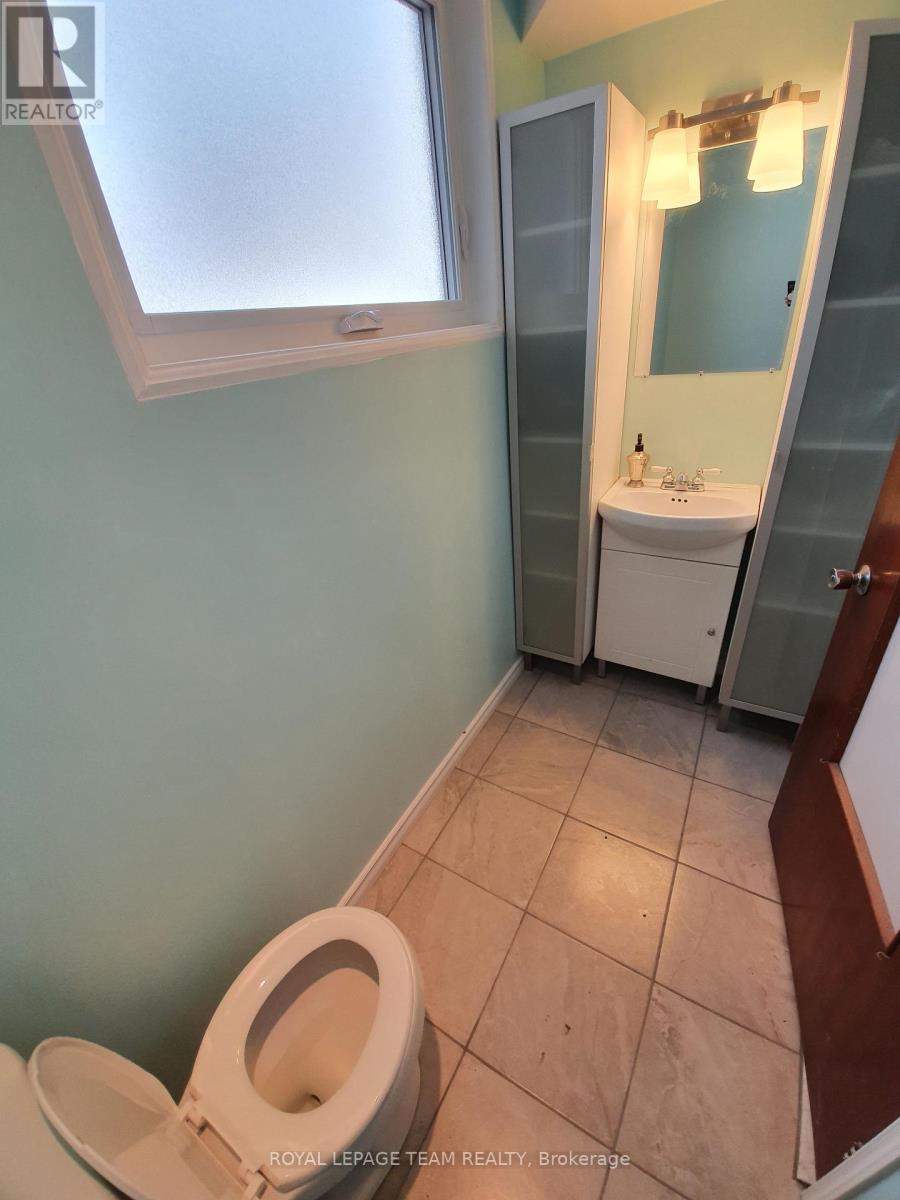 1015 Pinecrest Road, Ottawa, Ontario  K2B 6B6 - Photo 19 - X13530704