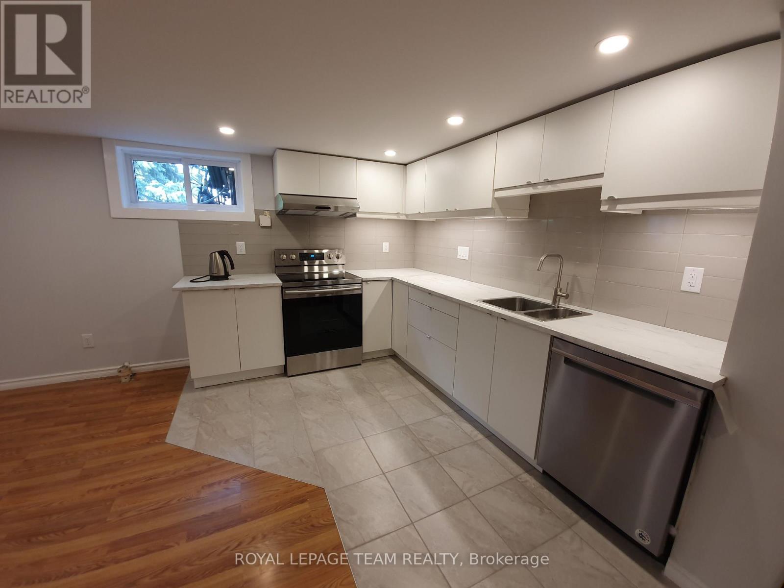 1015 Pinecrest Road, Ottawa, Ontario  K2B 6B6 - Photo 23 - X13530704
