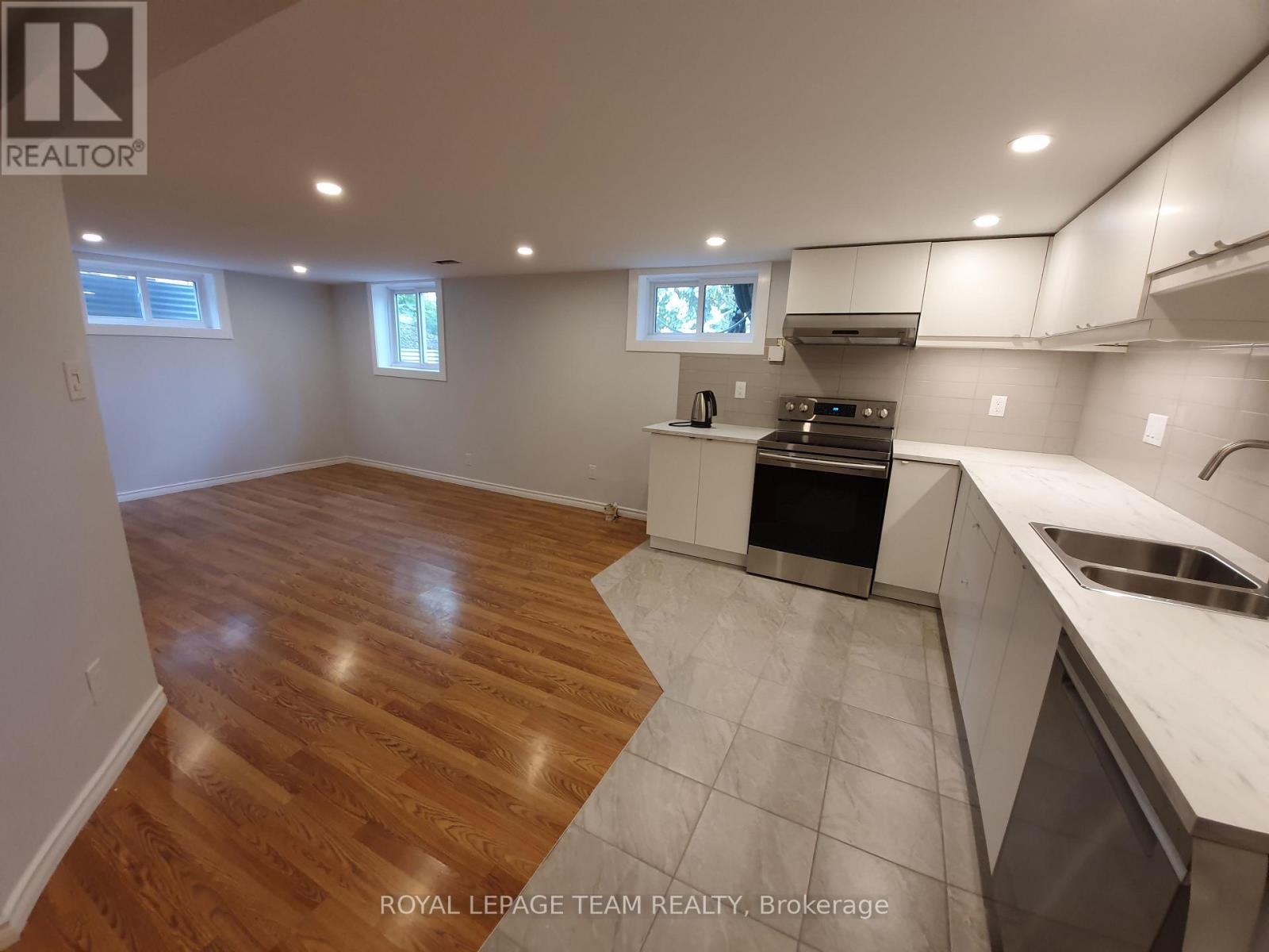 1015 Pinecrest Road, Ottawa, Ontario  K2B 6B6 - Photo 24 - X13530704