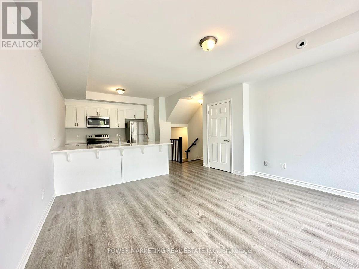 641 Makwa Private, Ottawa, Ontario  K1K 5A4 - Photo 12 - X13530888