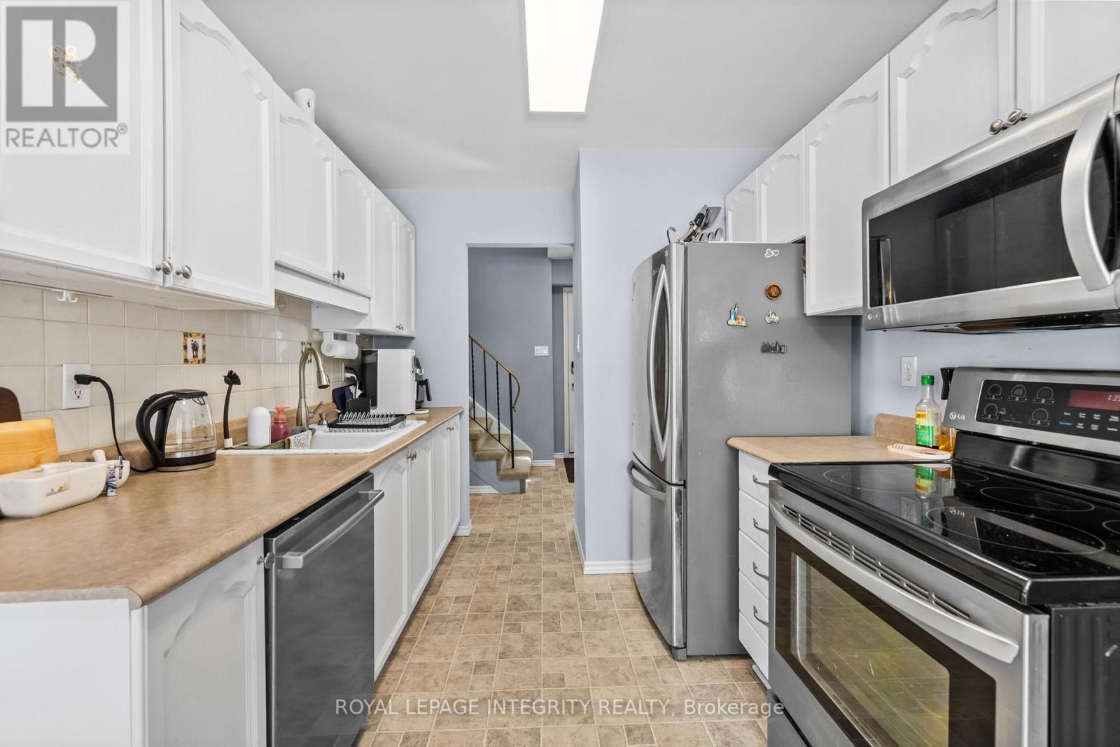1090 Chablis Parkway, Ottawa, Ontario  K1C 2T5 - Photo 7 - X13530916