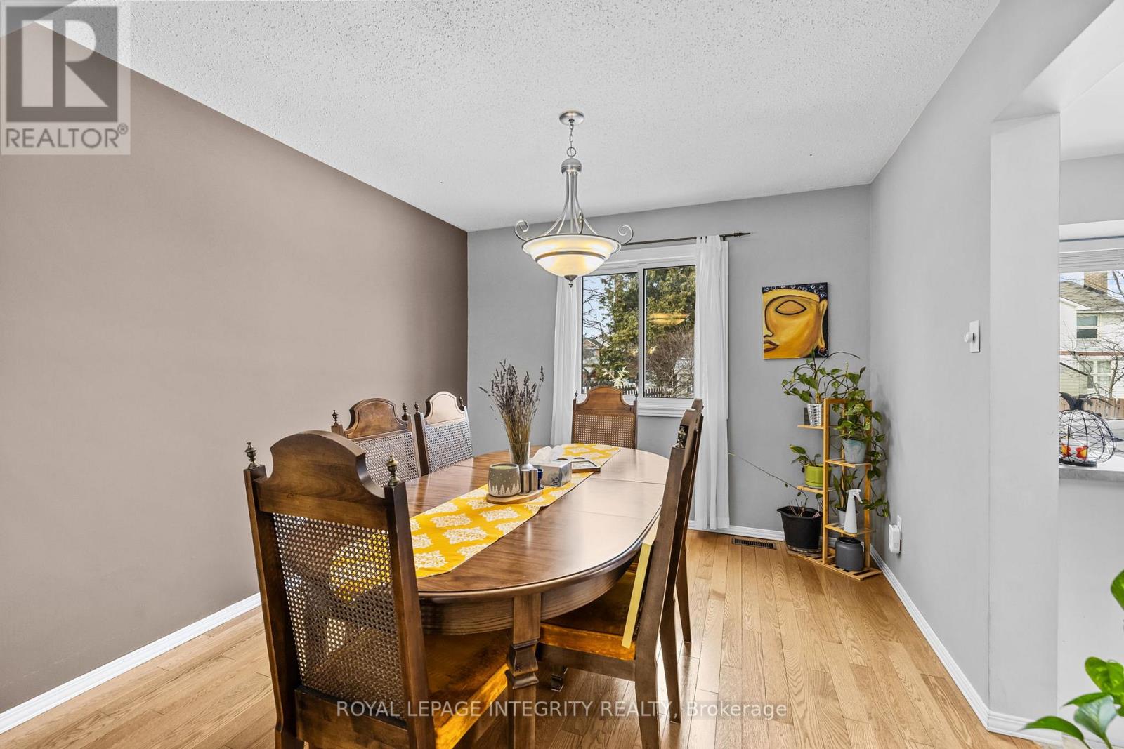 1090 Chablis Parkway, Ottawa, Ontario  K1C 2T5 - Photo 9 - X13530916