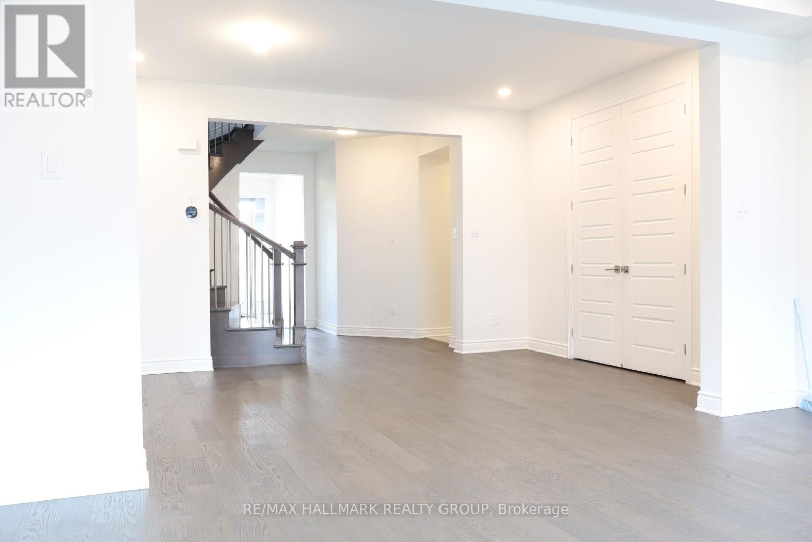 319 Proxima Terrace, Ottawa, Ontario  K2J 6S7 - Photo 3 - X13531216