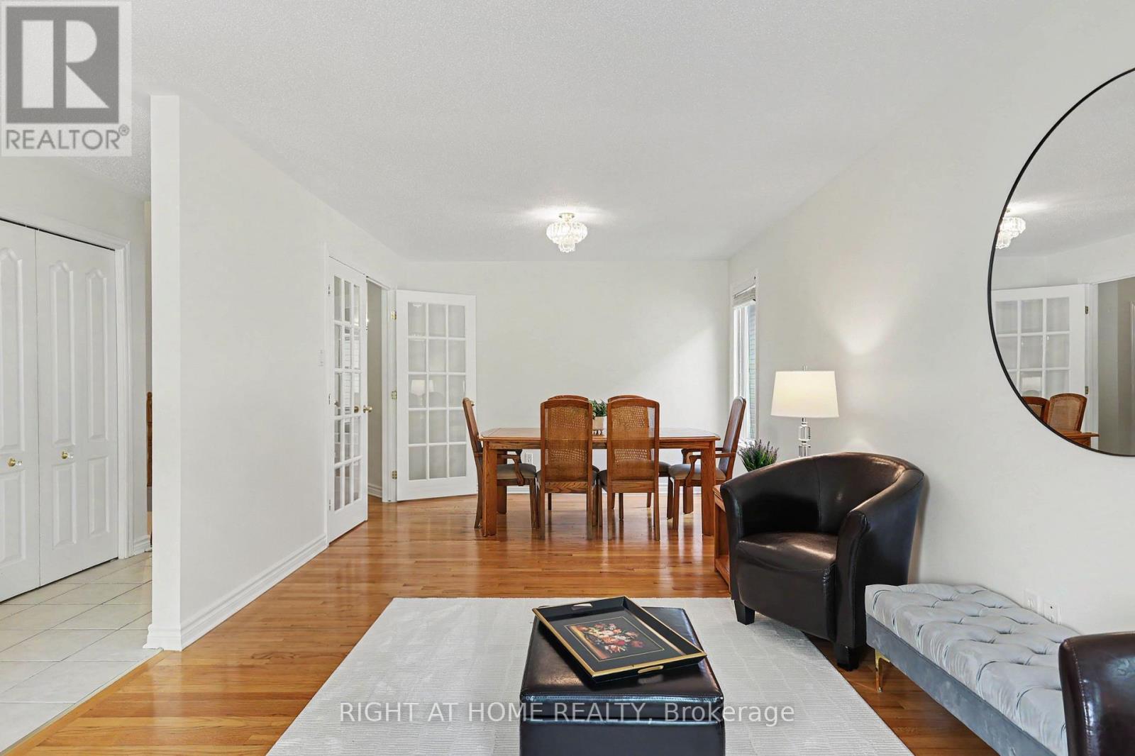 54 Fieldcrest Avenue, Ottawa, Ontario  K2J 4Y8 - Photo 4 - X13531380