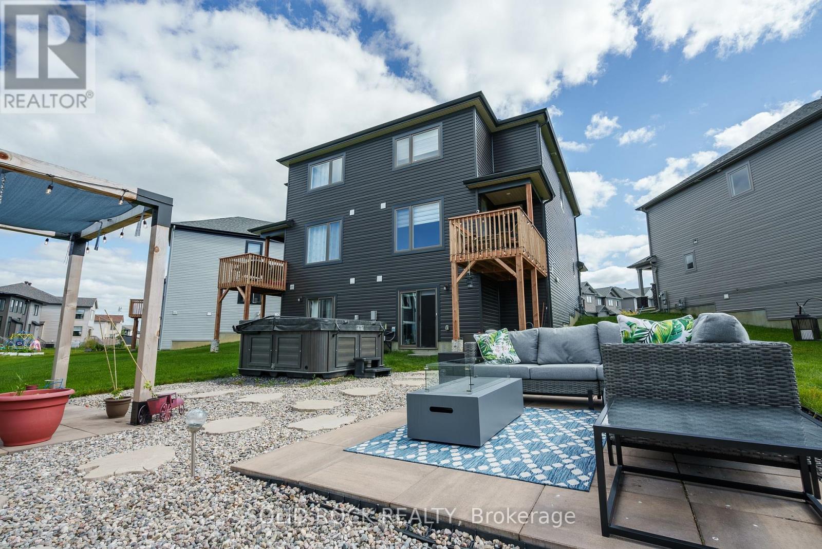 335 Grackle Street, Ottawa, Ontario  K1X 0G6 - Photo 36 - X13531688