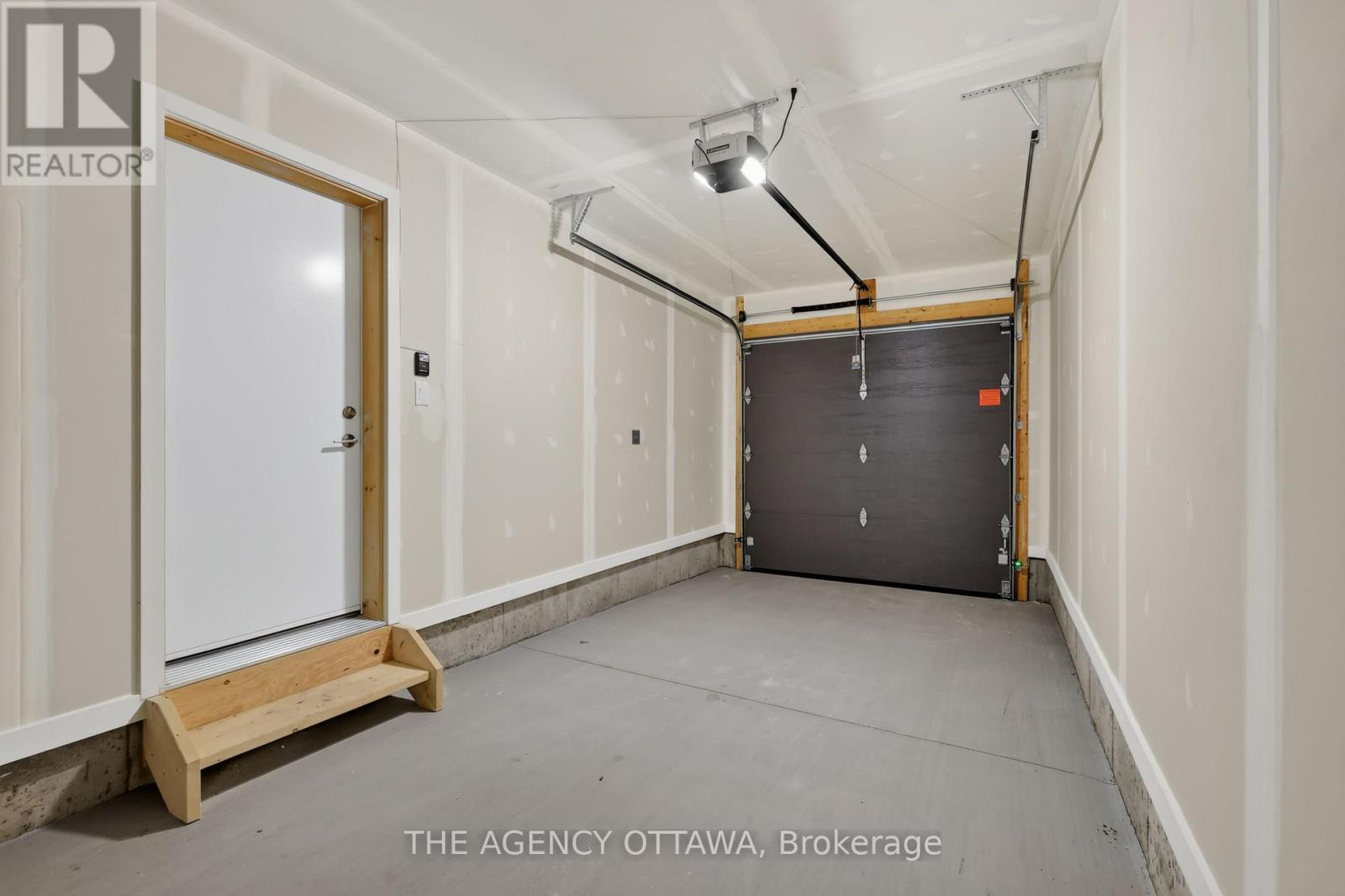 382 Walden Drive, Ottawa, Ontario  K2K 0M9 - Photo 33 - X13531752
