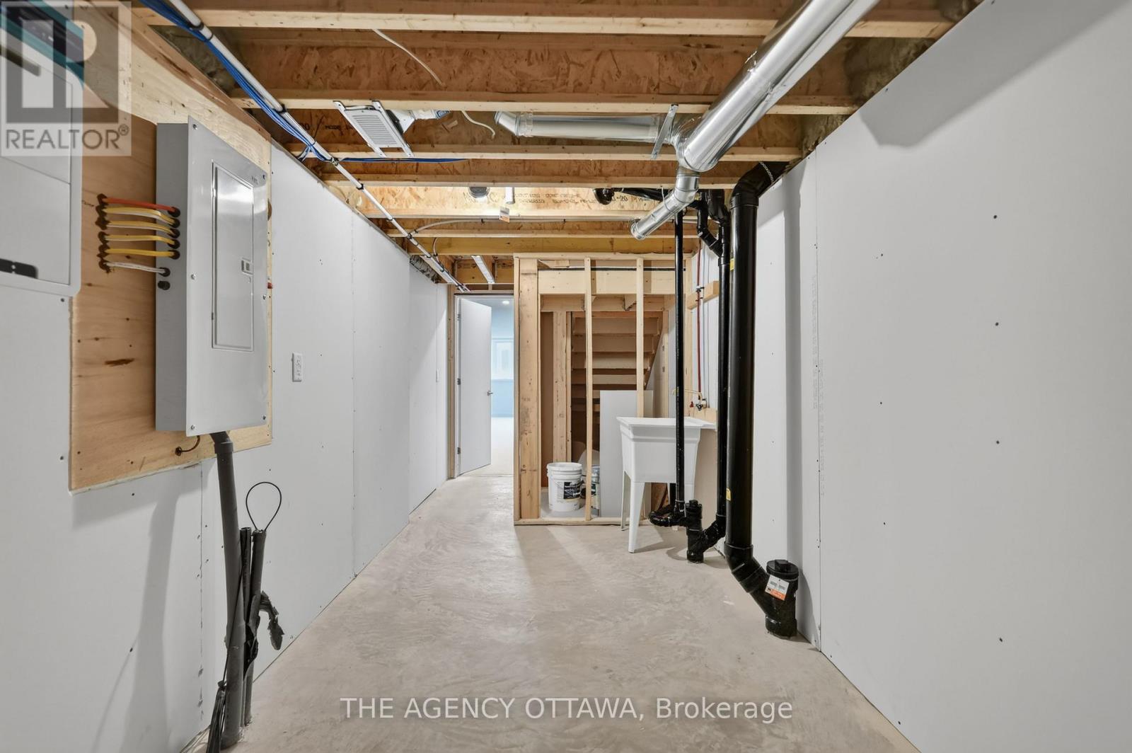 382 Walden Drive, Ottawa, Ontario  K2K 0M9 - Photo 37 - X13531752