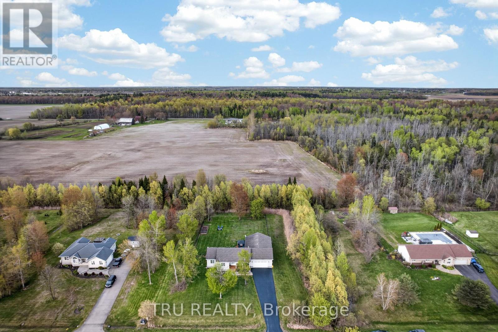 52 Kimberly Avenue, North Grenville, Ontario  K0G 1J0 - Photo 1 - X13531836
