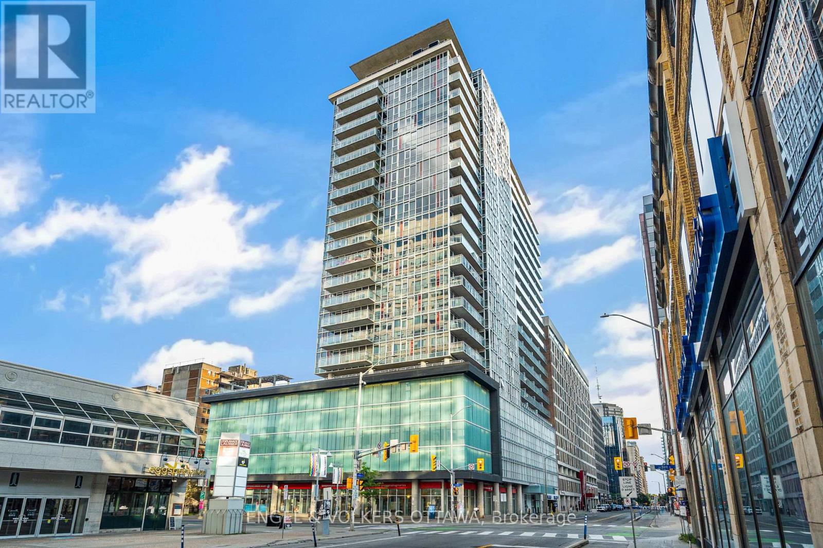 1710 - 324 Laurier Avenue W, Ottawa, Ontario  K1N 6P6 - Photo 1 - X13532392