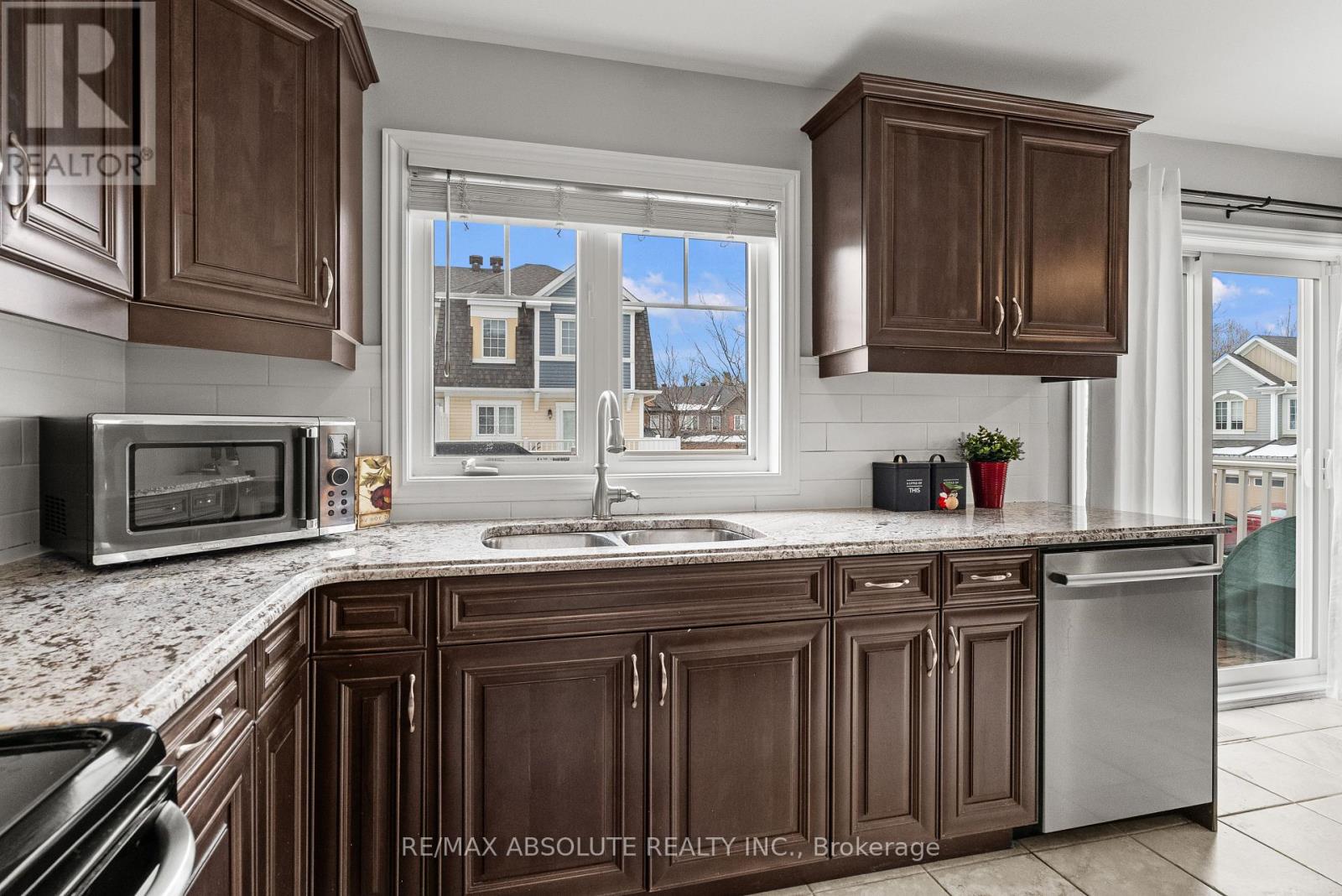 98 Brisote Lane, Ottawa, Ontario  K2S 0V4 - Photo 15 - X13532426