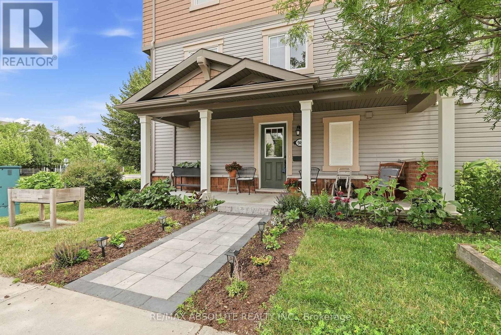 98 Brisote Lane, Ottawa, Ontario  K2S 0V4 - Photo 3 - X13532426